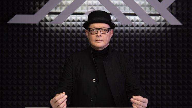 Tartu Ülikooli uus vabade kunstide professor Peeter Jalakas
